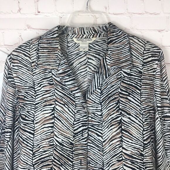 12P- Allison Daley 4Pc. Set career jackets… - Picture 3 of 15